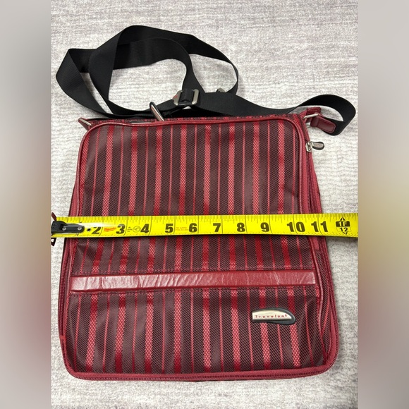 Travelon Crossbody Bag Red Striped Nylon Adjustable Strap Retro Y2K Expandable - Picture 4 of 12